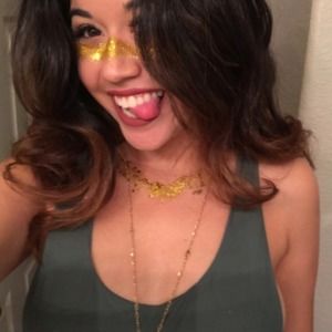 Meet your Posher, Beatriz adriana